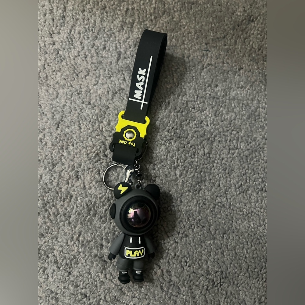Top one Mask Keychain